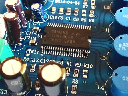  Carte amplificateur st&eacute;r&eacute;o 2x 20W classe D avec puce de processeur Yamaha 9 ~ 14V/DC